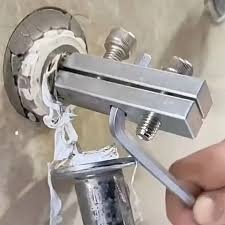 Extracteur de tuyaux cassés, extracteur de vis dénudées, outil de retrait de robinet cassé, ensemble d'extraction de tuyaux facile pour retirer les robinets endommagé