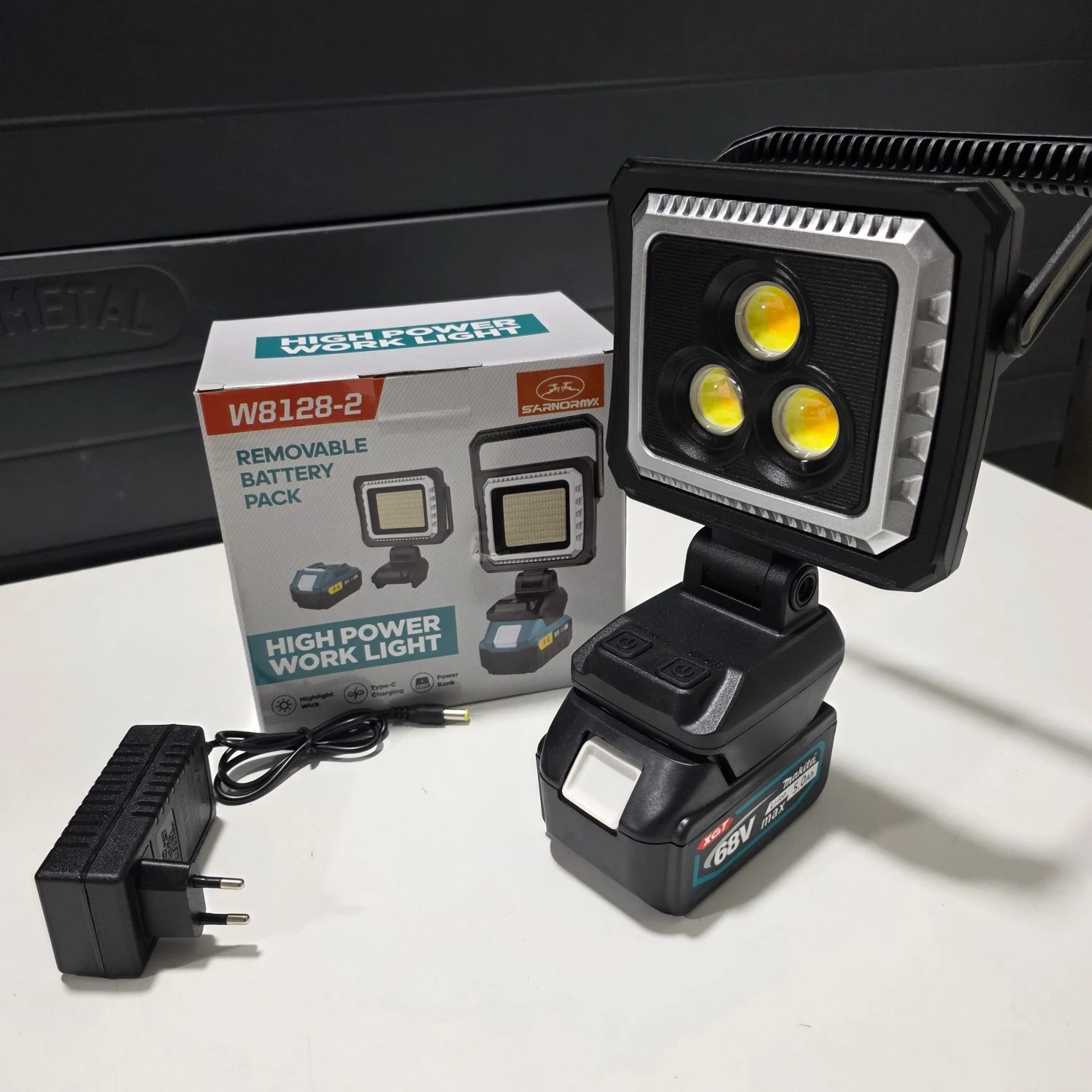 Lampe baladeuse multi usages 6mode blanc et jaune avec batterie